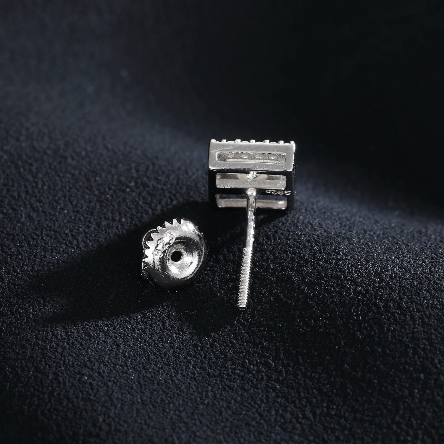 MOISSANITE DIAMOND SUN SCREW BACK STUD EARRINGS IN STERLING SILVER - Image 2