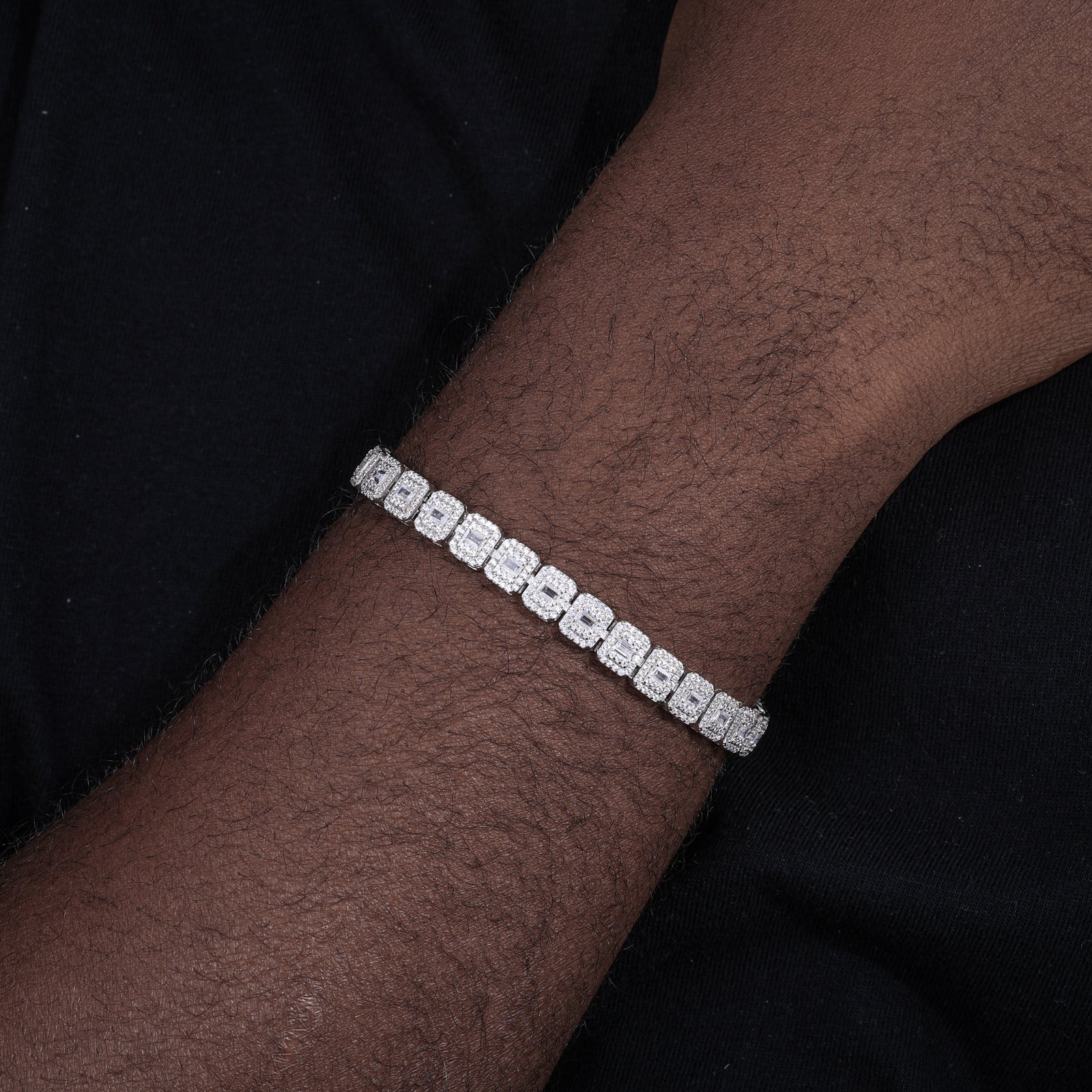 MOISSANITE DIAMOND TENNIS BRACELET IN STERLING SILVER - Image 3