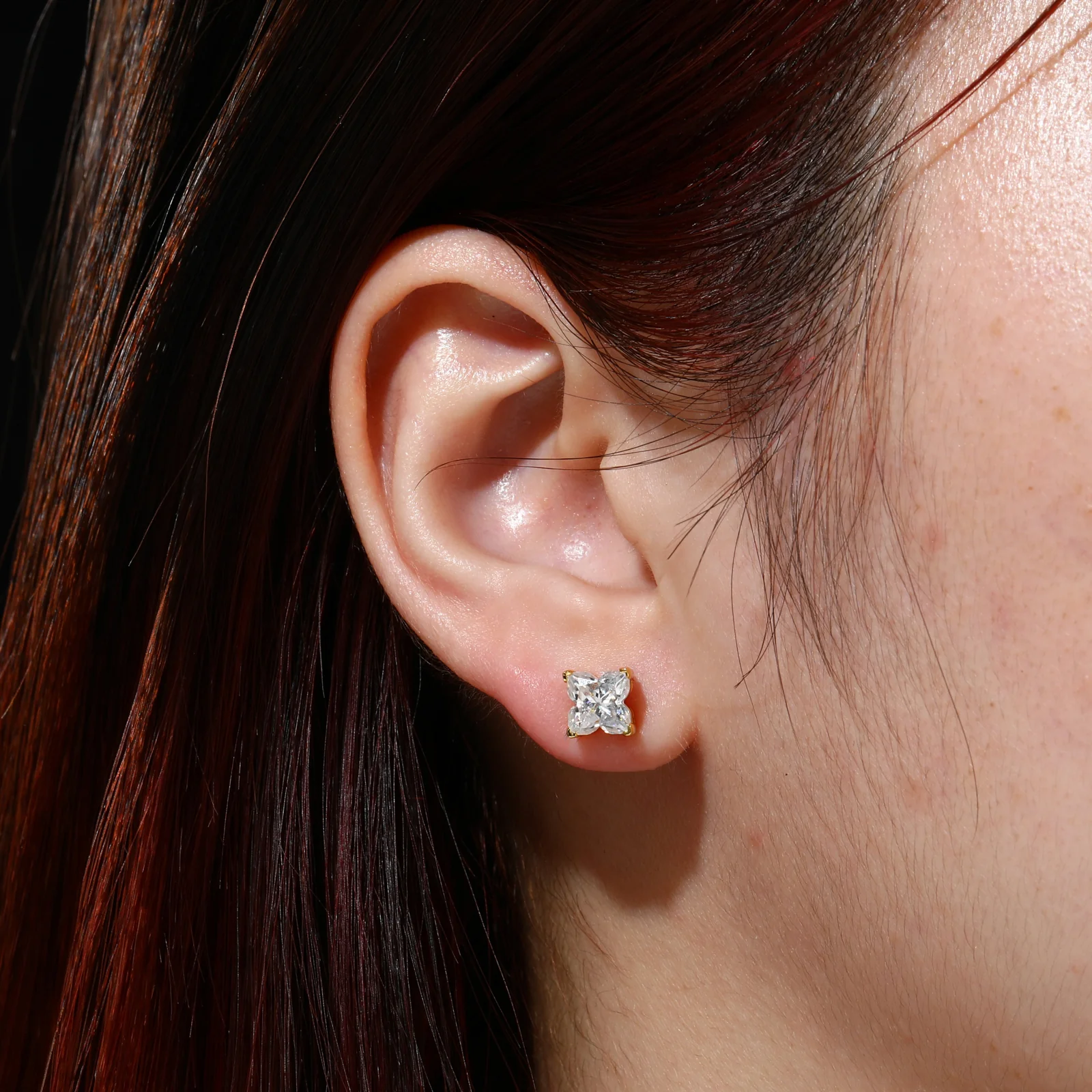 MOISSANITE FLORAL STUD EARRINGS IN STERLING SILVER - Image 4