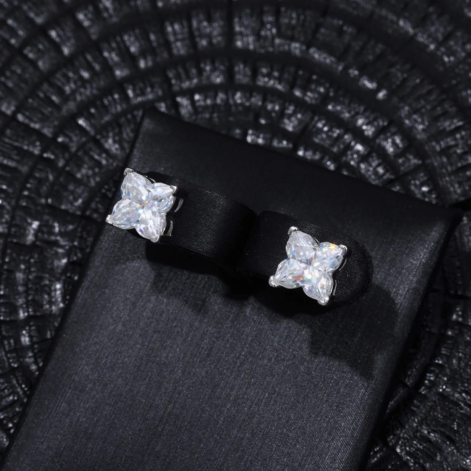 MOISSANITE FLORAL STUD EARRINGS IN STERLING SILVER - Image 6