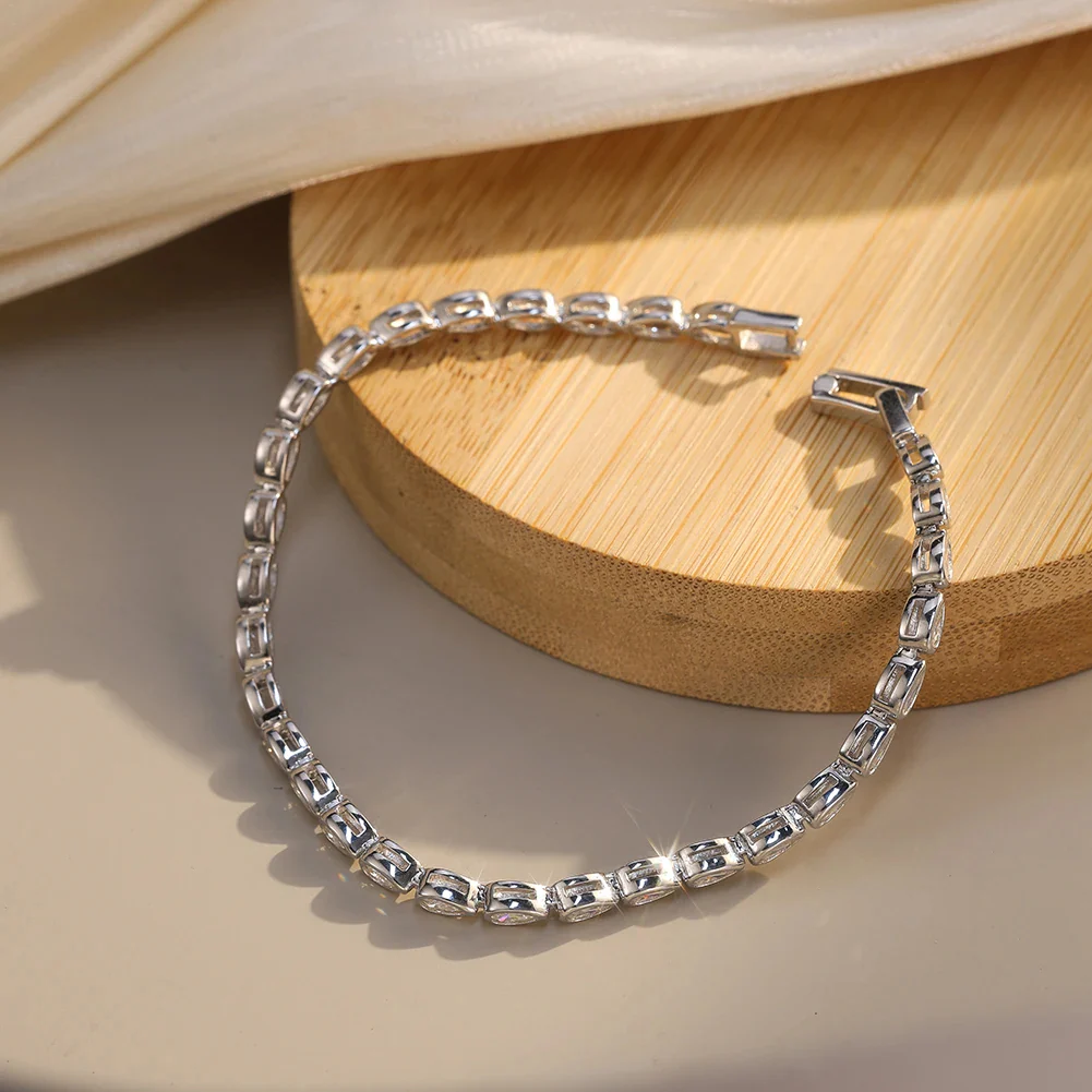 MOISSANITE PEAR CUT BEZEL SETTING TENNIS BRACELET IN STERLING SILVER - Image 2