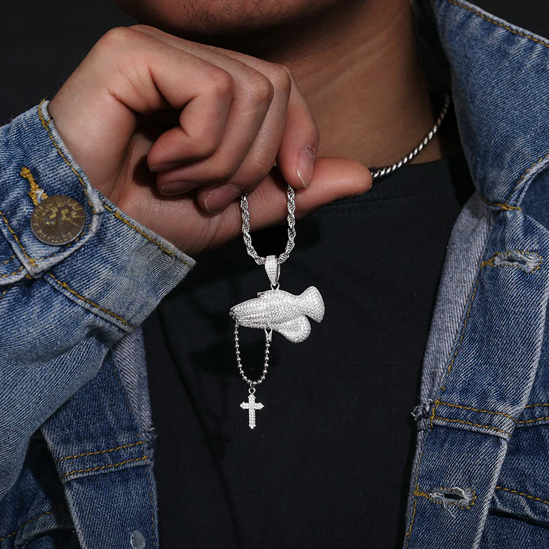MOISSANITE PRAY HAND CROSS PENDANT NECKLACE IN STERLING SILVER - Image 4