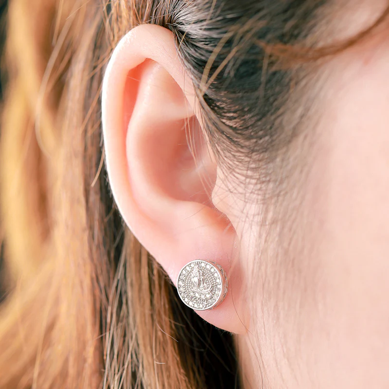 MOISSANITE PRAYER HAND STUD EARRINGS IN STERLING SILVER - Image 4