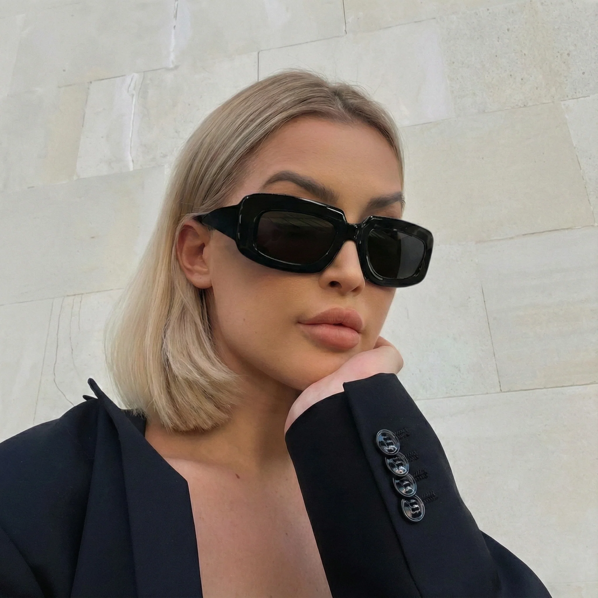 MONOLITH RECTANGLE SUNGLASSES - Image 2