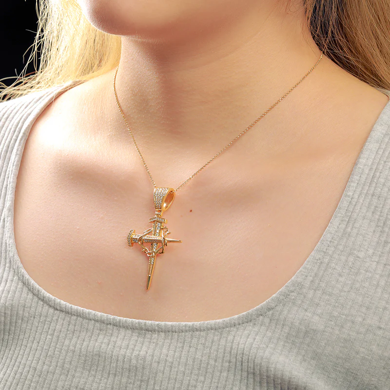 MOISSANITE NAIL INSET CIRCULAR CROSS PENDANT NECKLACE IN STERLING SILVER - Image 4