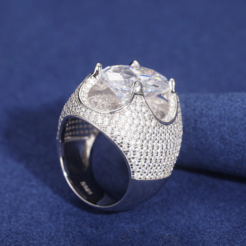 OVAL CUT MOISSANITE RING WITH PRONG IN STERLING SILVER - Image 4