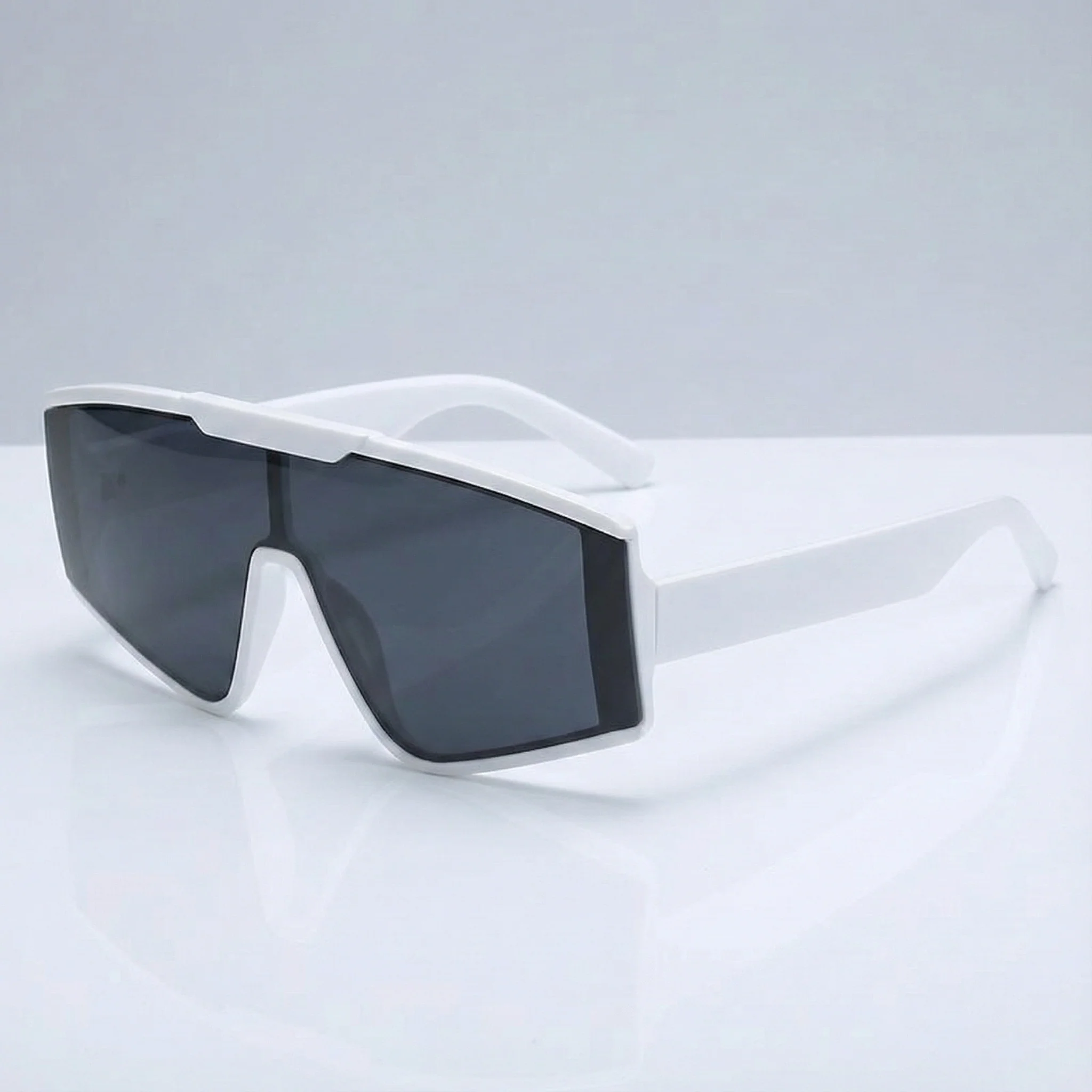 PARALLAX BIG FRAME SUNGLASSES - Image 8