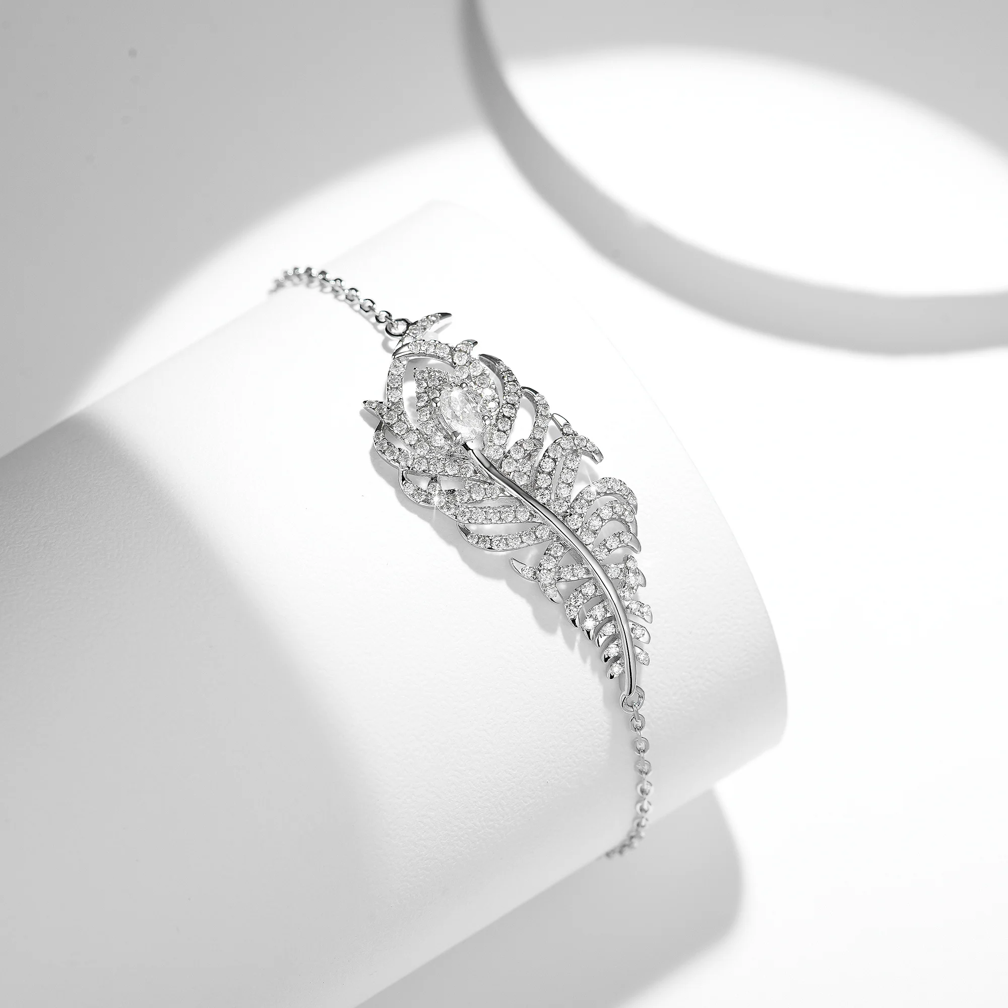 PEACOCK FEATHER MOISSANITE BRACELET IN STERLING SILVER - Image 4