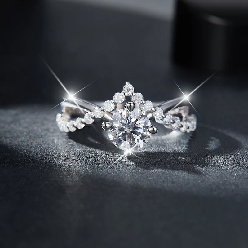 PRINCESS CROWN ROUND CUT MOISSANITE DIAMOND RING IN STERLING SILVER - Image 6