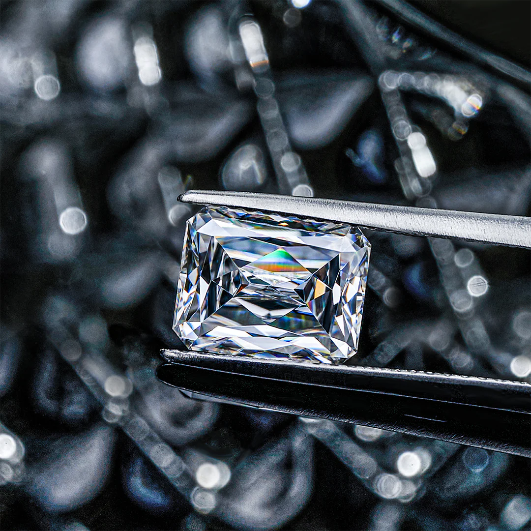 RADIANT CUT MOISSANITE LOOSE DIAMOND - Image 4