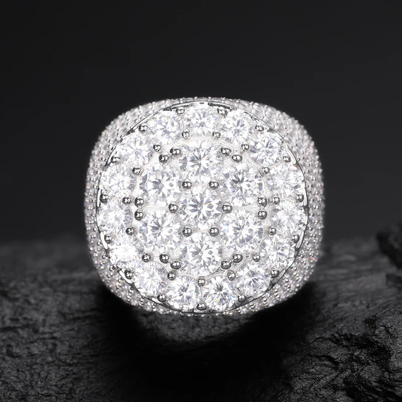 ROUND CUT BULKY MOISSANITE RING IN STERLING SILVER - Image 5