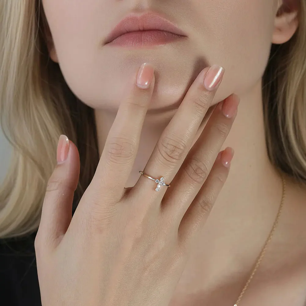 ROUND MOISSANITE CROSS RING IN STERLING SILVER - Image 3