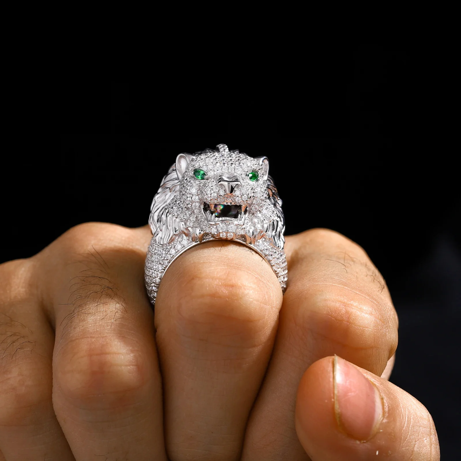 ROYAL LION MOISSANITE RING IN STERLING SILVER - Image 5