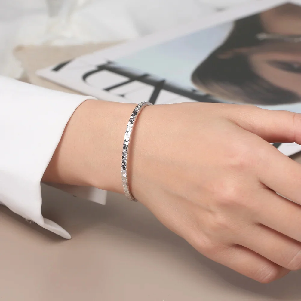 TEXTURED EDGE OPEN BANGLE IN STERLING SILVER - Image 4