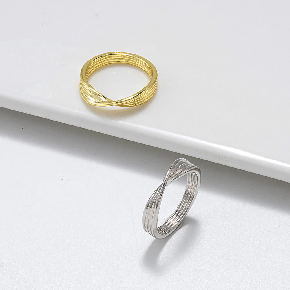 TWISTED ETERNITY BAND IN STERLING SILVER - Image 4