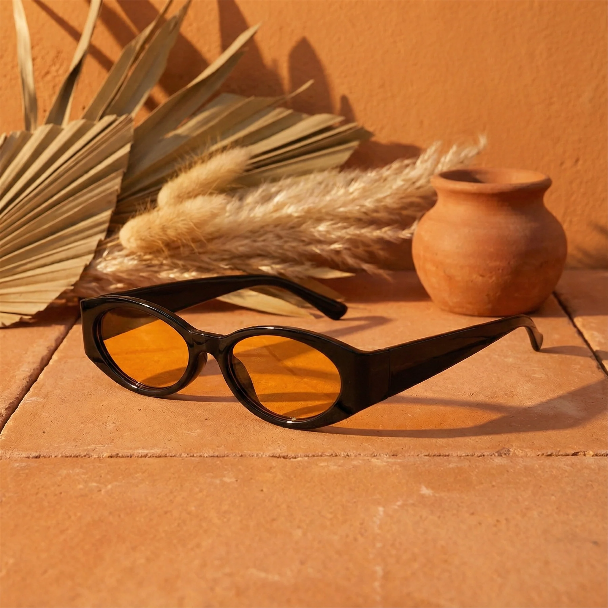 VELA OVAL SUNGLASSES - Image 14