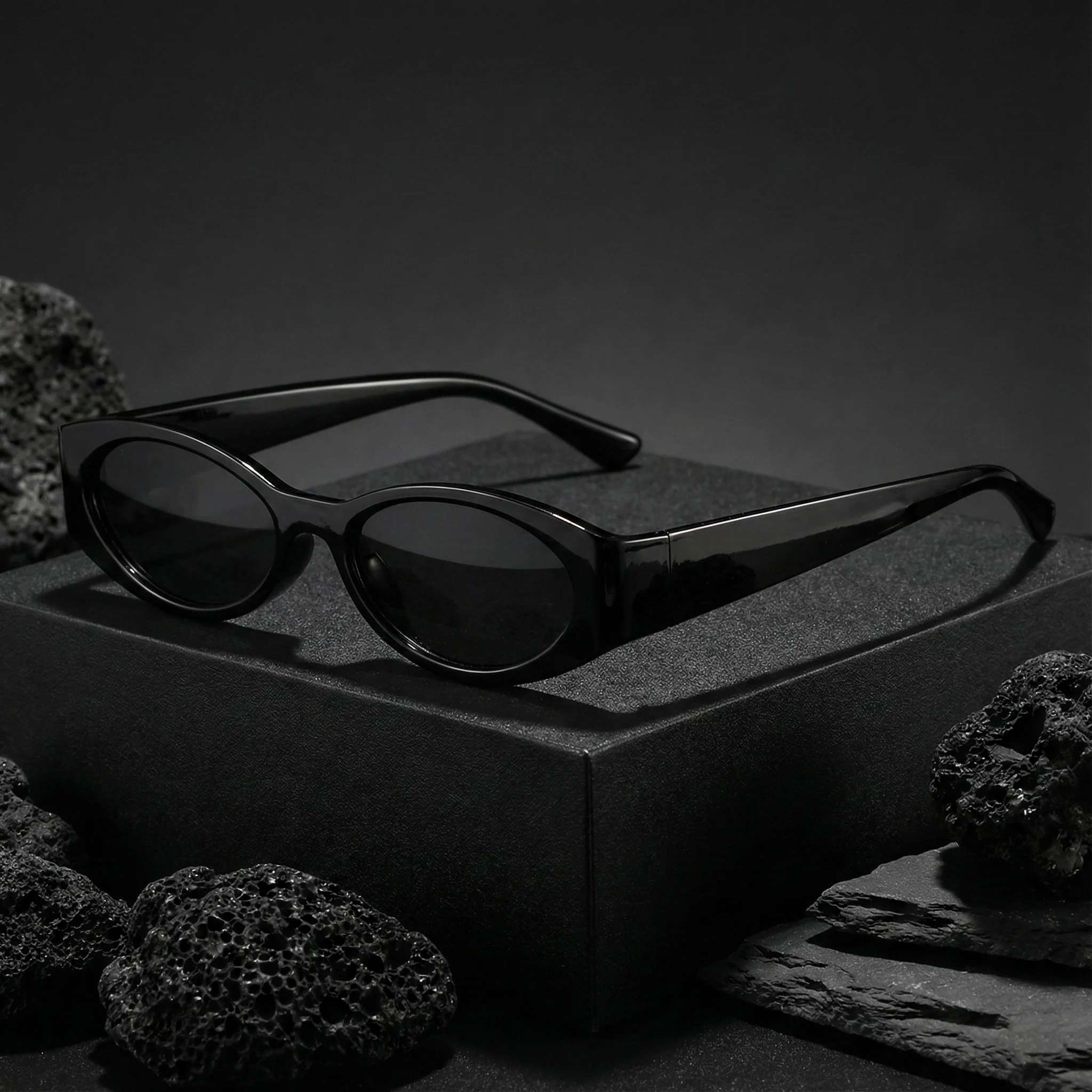 VELA OVAL SUNGLASSES - Image 16