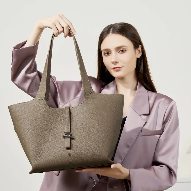 VERA MINIMAL CARRY BAG - Image 3