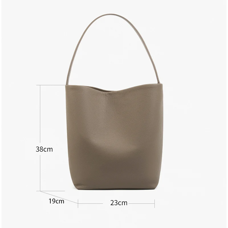 VERA SCULPT TOTE BAG - Image 9