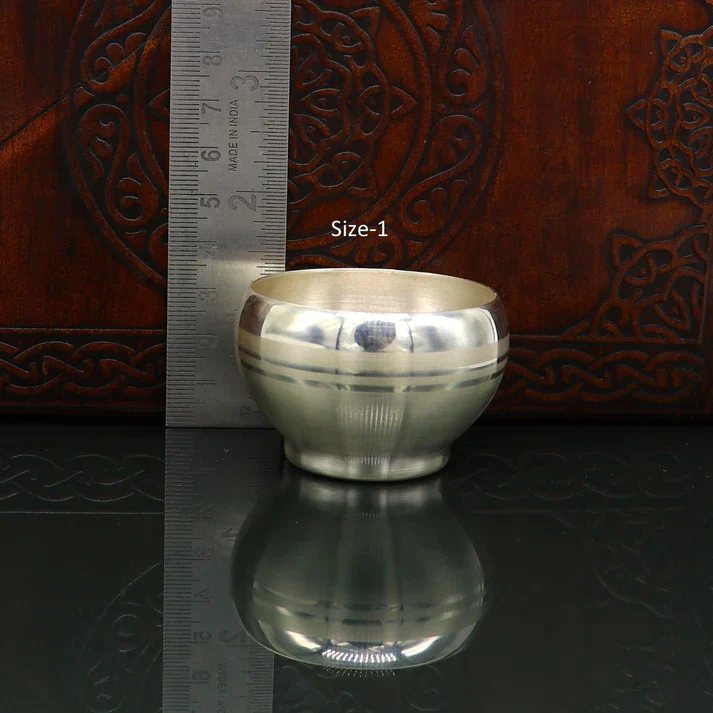 VINTAGE CLASSIC ROUND BOWL SET IN STERLING SILVER - Image 5
