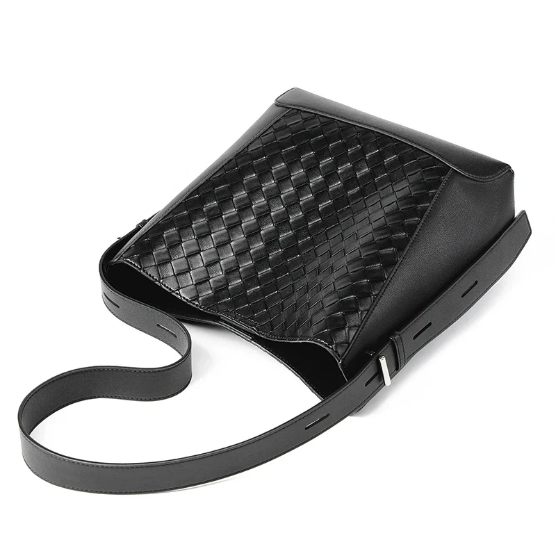 VIONA WOVEN LEATHER BAG - Image 5