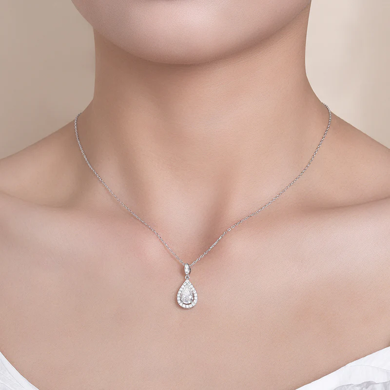 WATER-DROP MOISSANITE PENDANT IN STERLING SILVER - Image 5