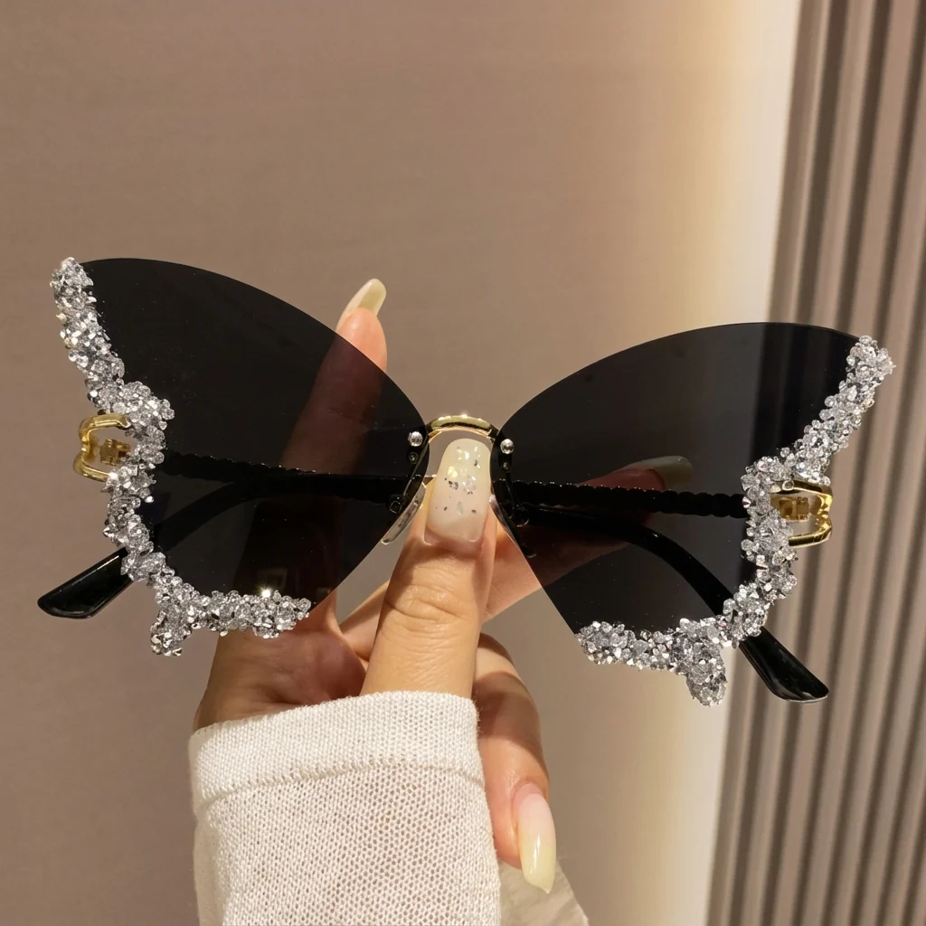 ZAPHIRA CRYSTAL SUNGLASSES - Image 3